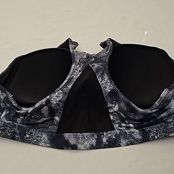 Tek Gear light support workout top size 2X - Picture 4 of 6